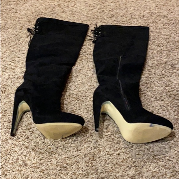 JustFab Bellavance Boots - Picture 7 of 11